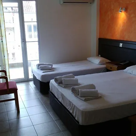 Hotel G.l. 3*