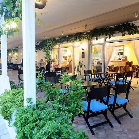 G.l. Hotel 3*